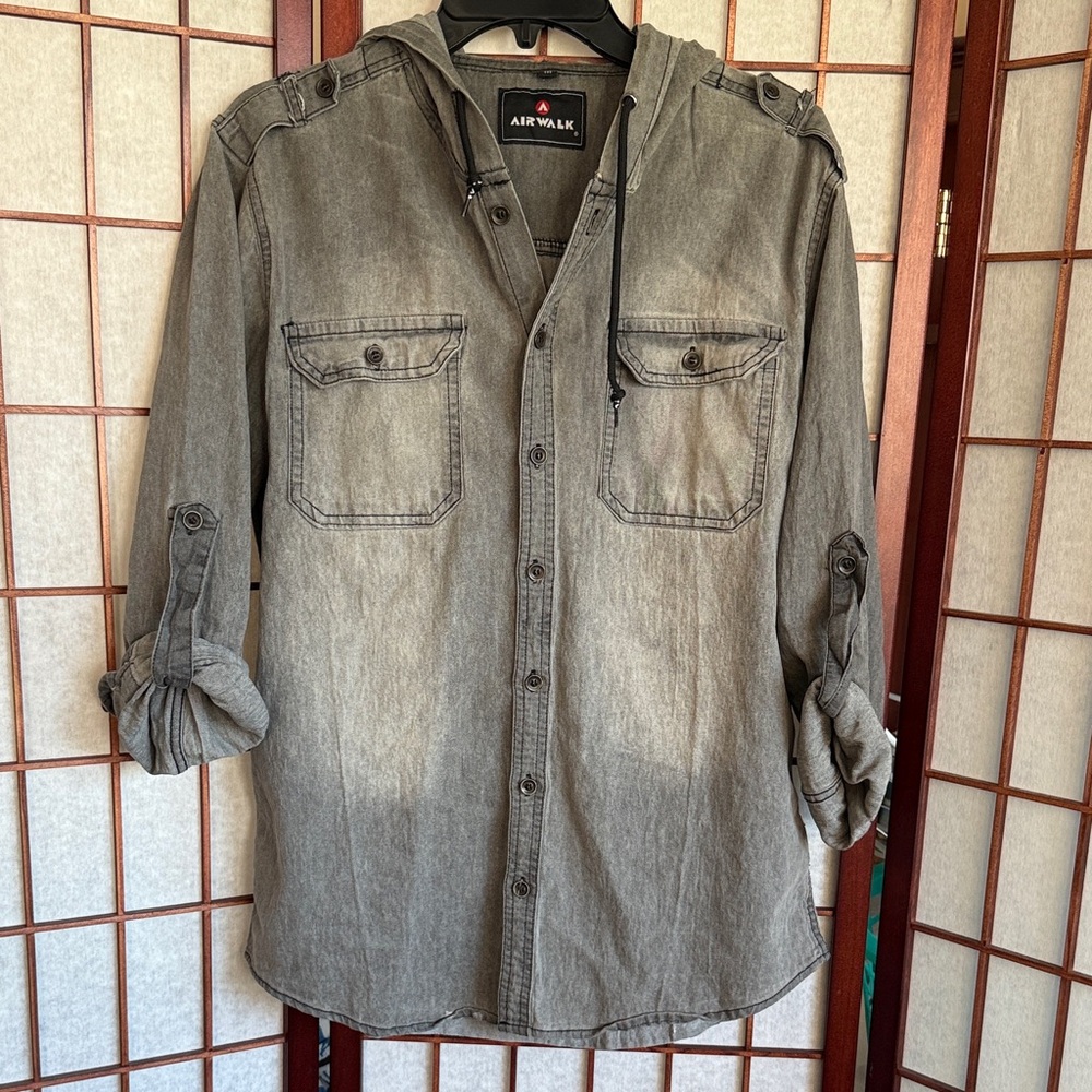 Airwalk Hooded Demin Shirt, Size M